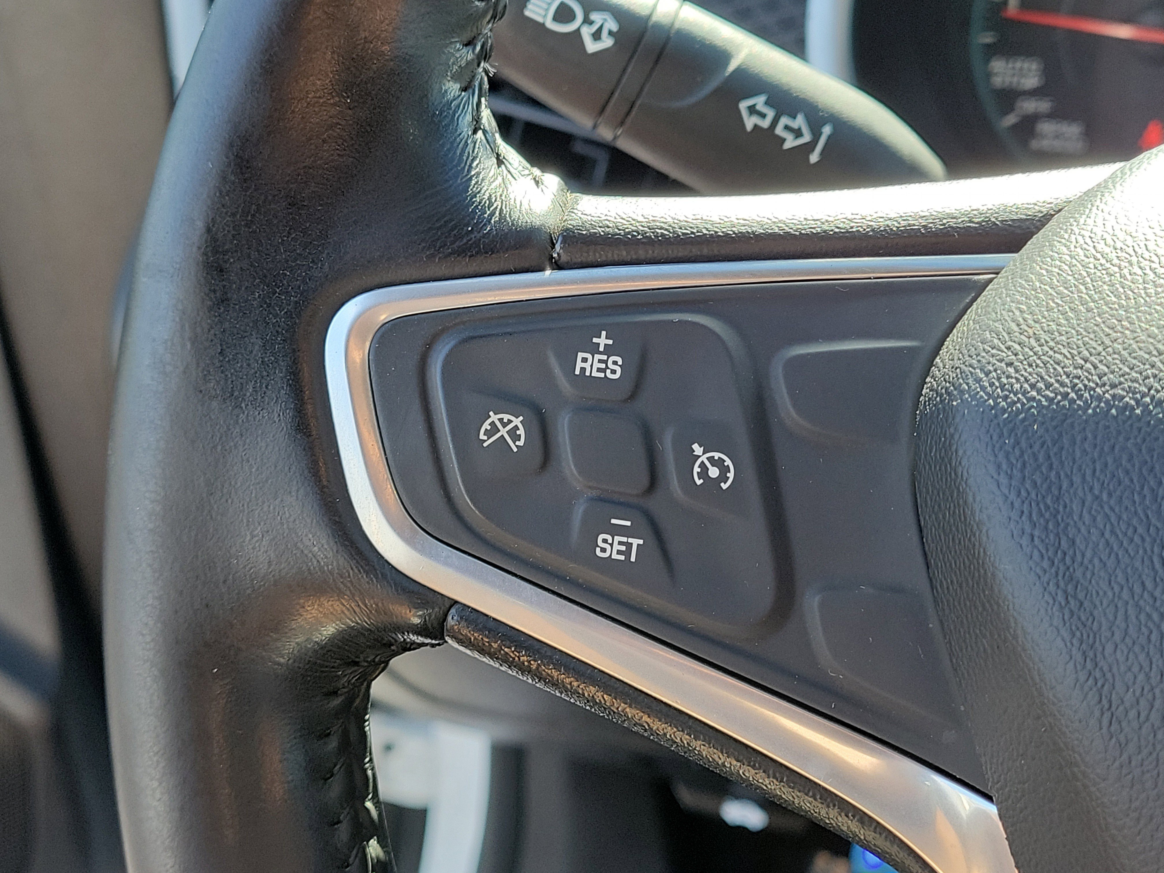 Used 2022 Chevrolet Malibu RS FWD image 28