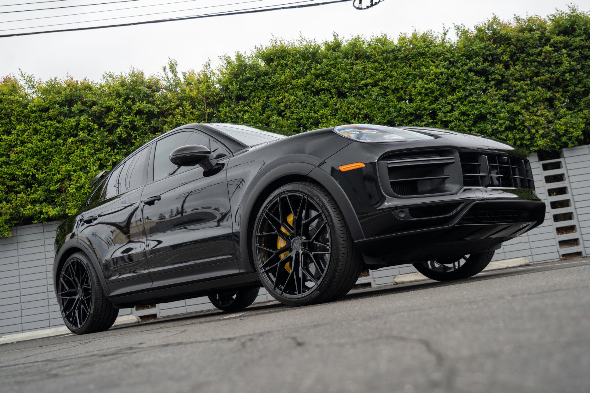 Used 2023 Porsche Cayenne Turbo GT image 15