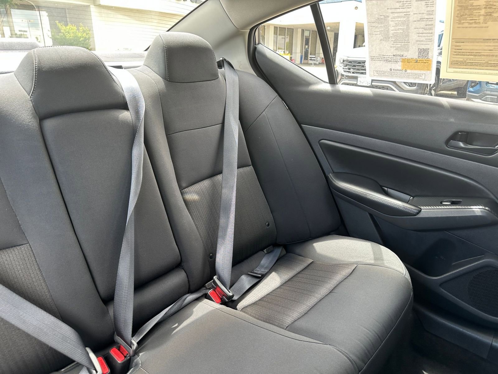 Used 2025 Nissan Altima 2.5 SV FWD image 38