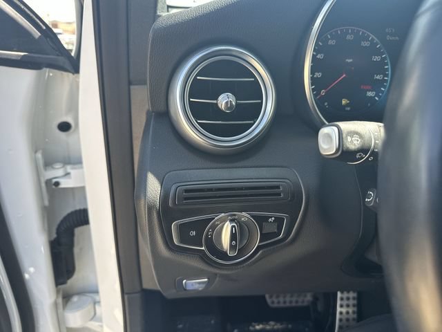 Used 2022 Mercedes-Benz GLC 300 4MATIC image 20