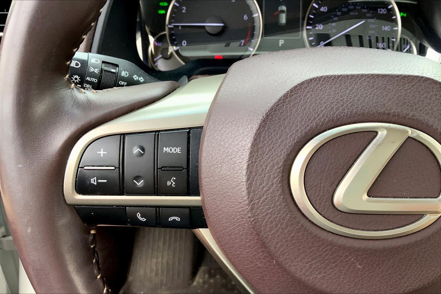 Used 2019 Lexus RX 350 AWD w/ Navigation Package image 24