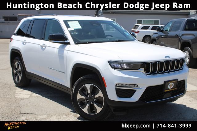 Used 2024 Jeep Grand Cherokee Limited 4xe AWD/4WD image 1