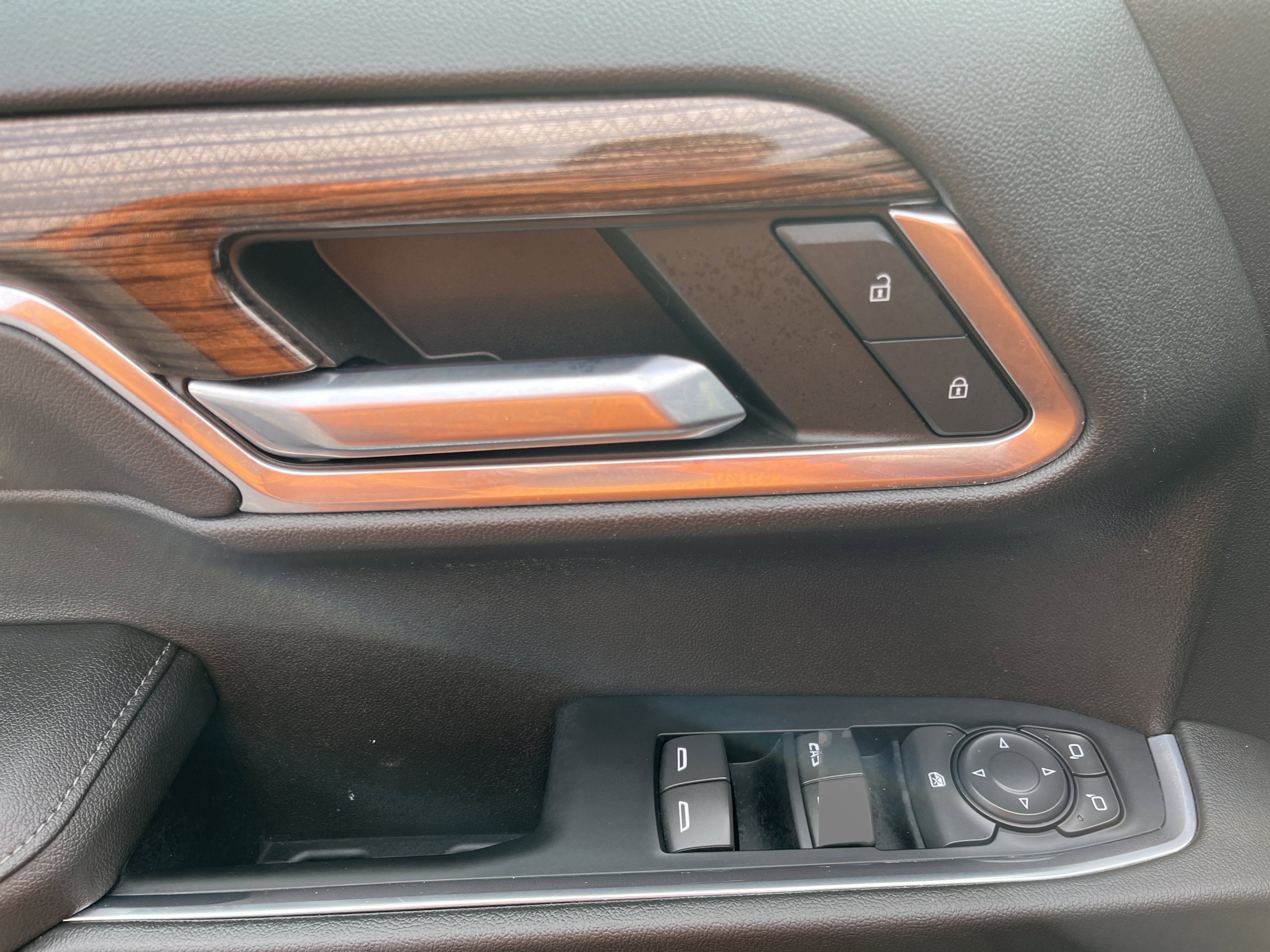 Used 2022 Chevrolet Silverado 1500 LT image 15