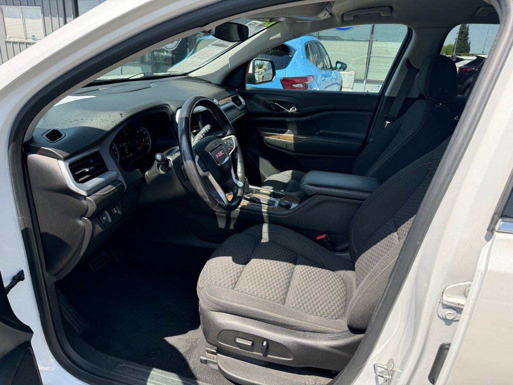 Used 2019 GMC Acadia SLE image 6