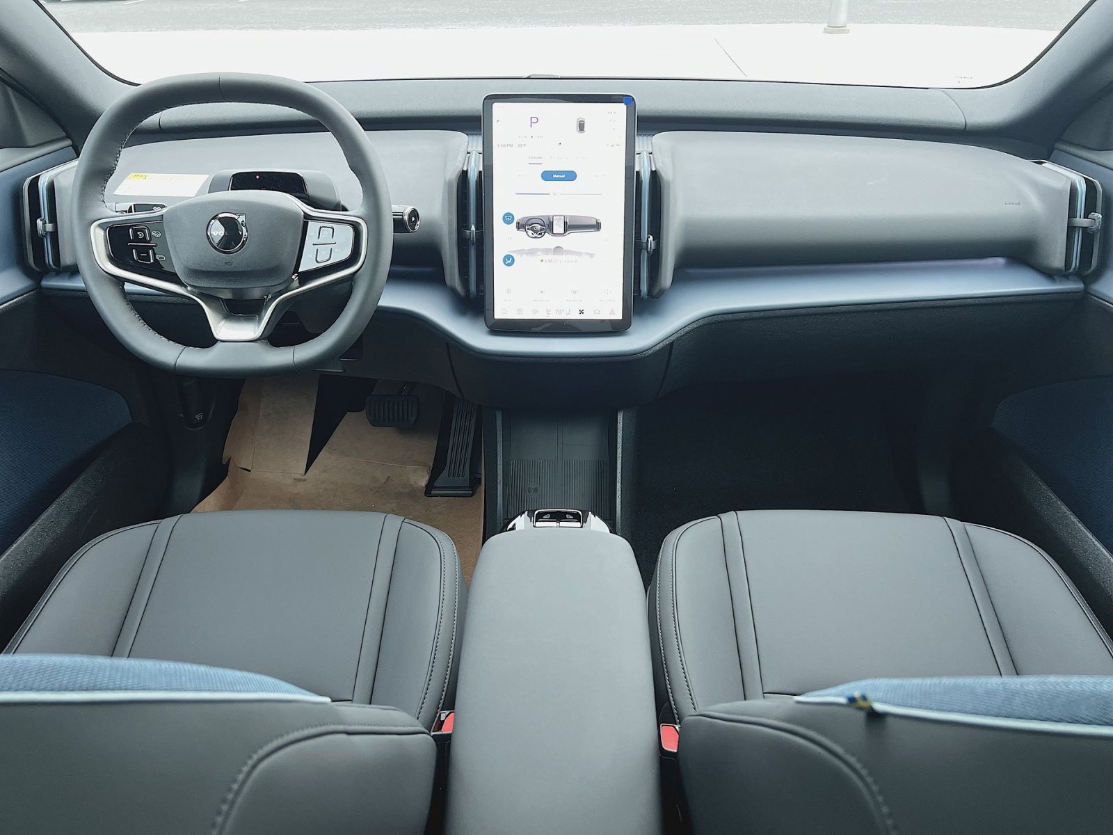 New 2026 Volvo EX30 Plus w/ Protection Package Premier image 23