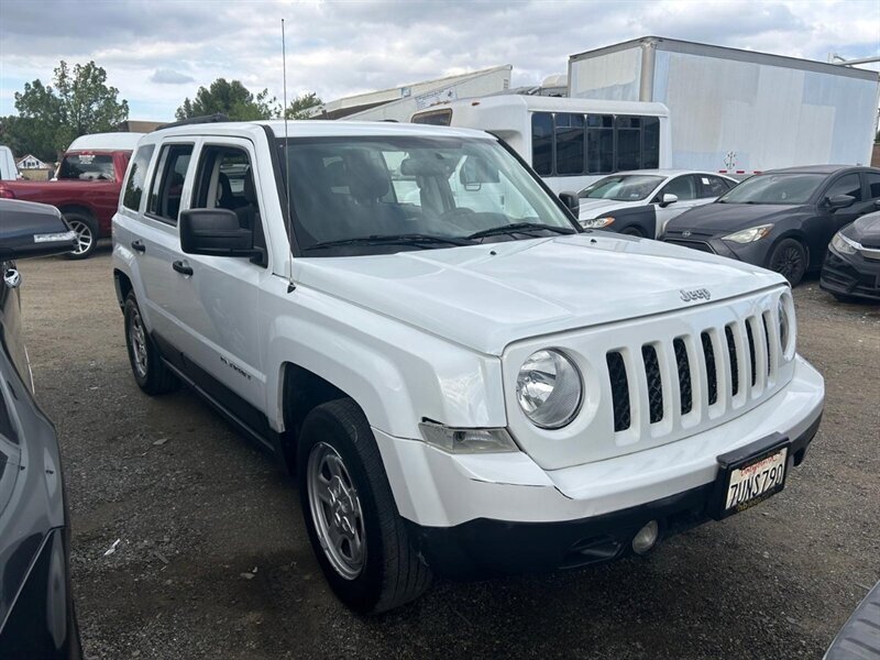 Used 2016 Jeep Patriot Sport FWD image 7