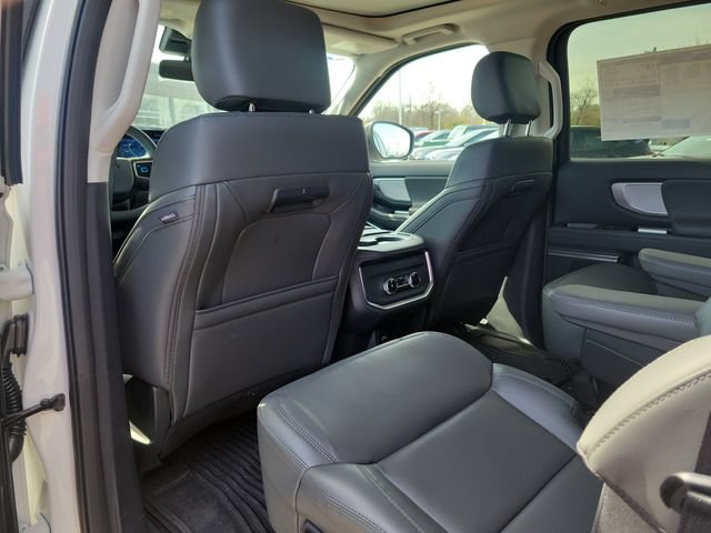 New 2026 Ford Expedition Max Active AWD/4WD image 15