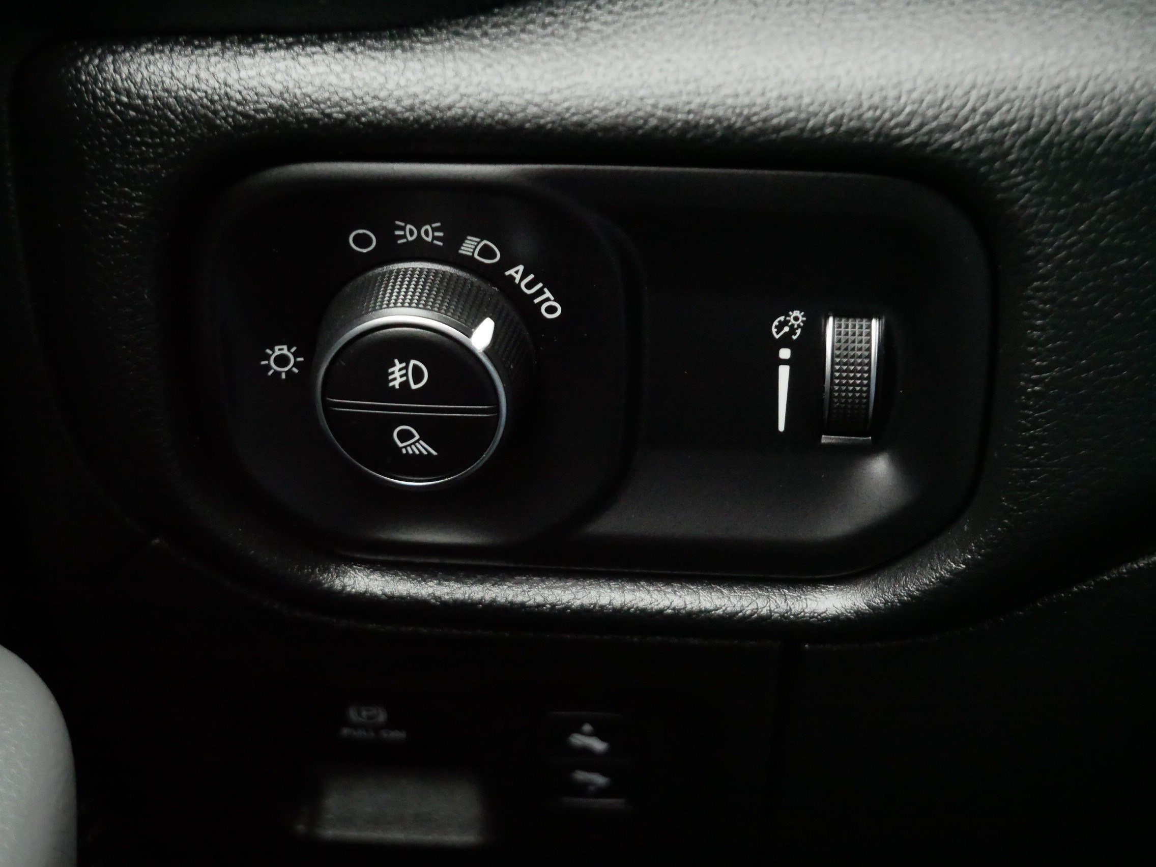 Used 2022 RAM 1500 Big Horn AWD/4WD image 28