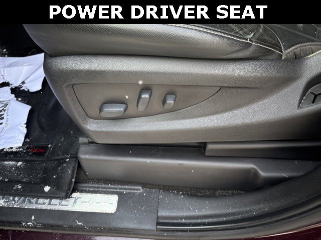 Used 2017 Chevrolet Suburban LT w/ Luxury Package image 11