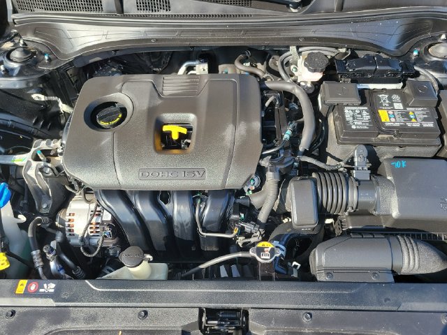 Used 2023 Kia Forte LXS w/ LXS Technology Package FWD image 29