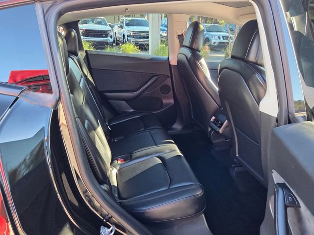 Used 2021 Tesla Model Y Long Range image 15
