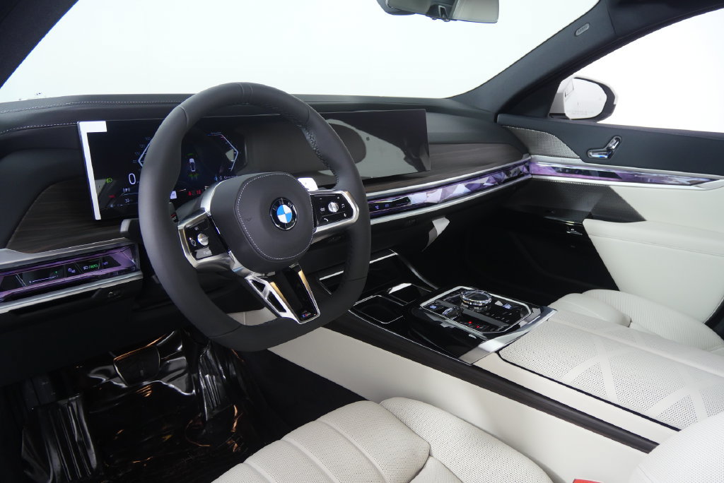 New 2026 BMW 740i RWD image 12