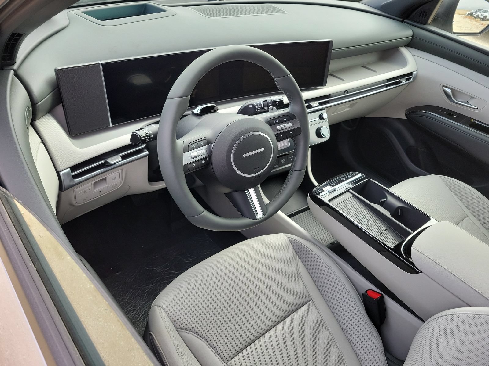 New 2026 Hyundai Tucson Limited AWD/4WD image 6