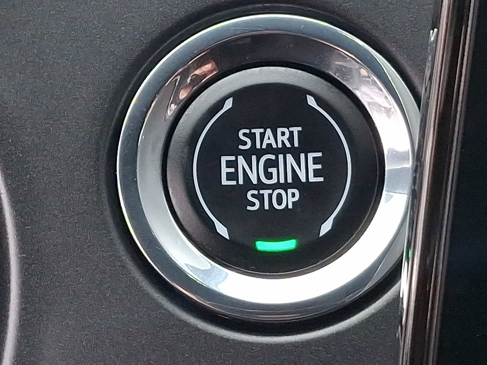 Used 2024 Chevrolet Blazer RS w/ Driver Confidence II Package image 25