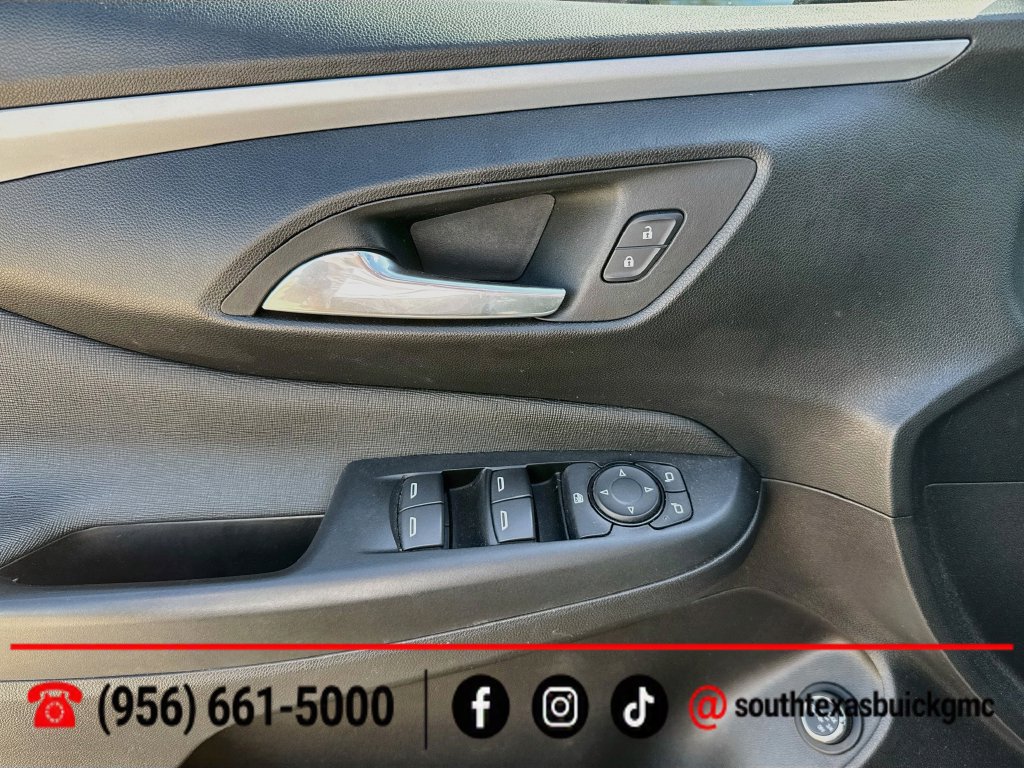 Used 2025 Buick Envista Preferred w/ Convenience II Package FWD image 10