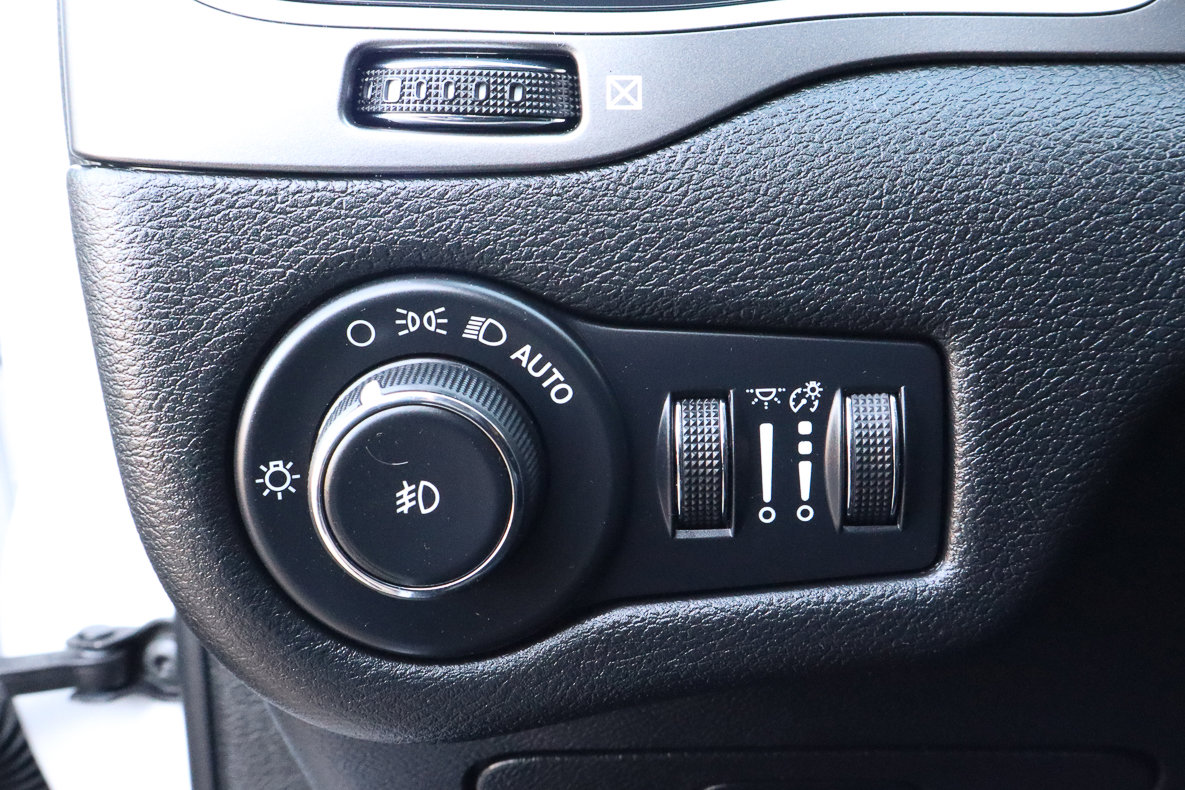 Used 2022 Jeep Cherokee Latitude Lux image 16