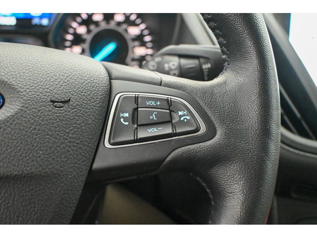 Used 2019 Ford Escape Titanium image 36