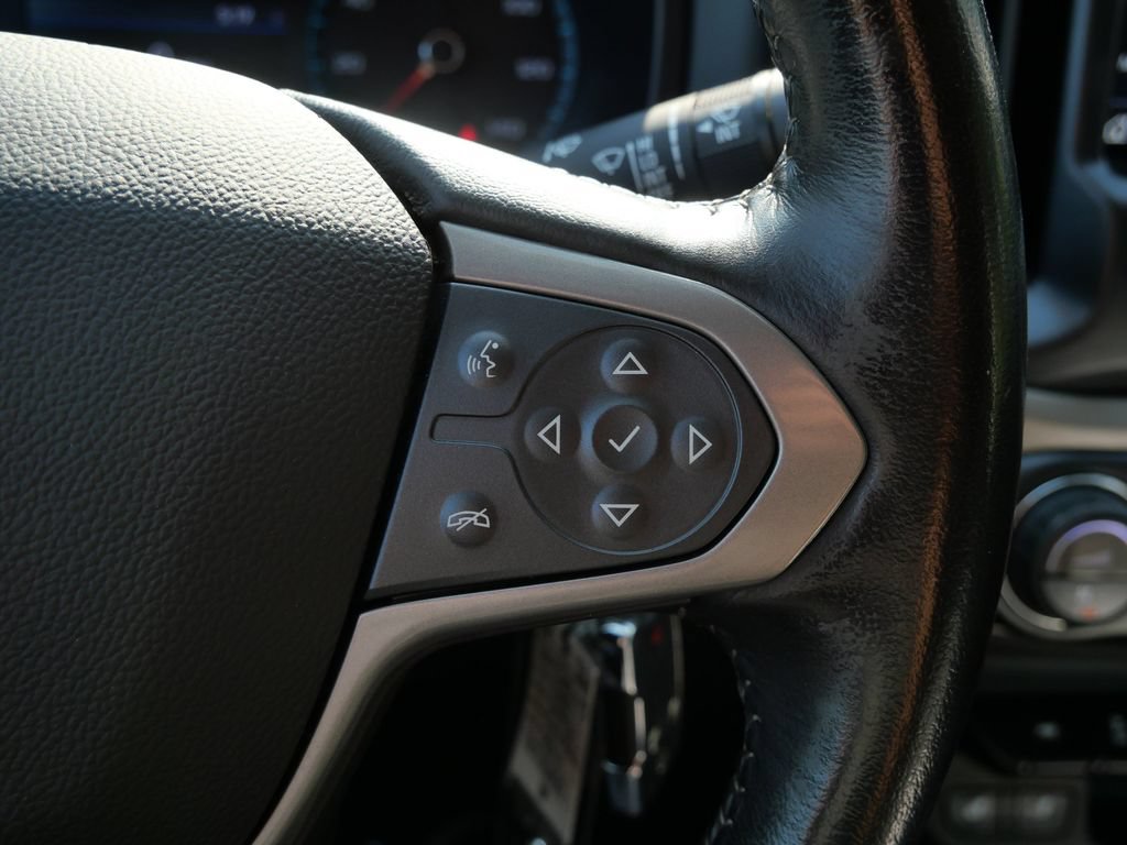 Used 2022 Chevrolet Colorado Z71 AWD/4WD image 19