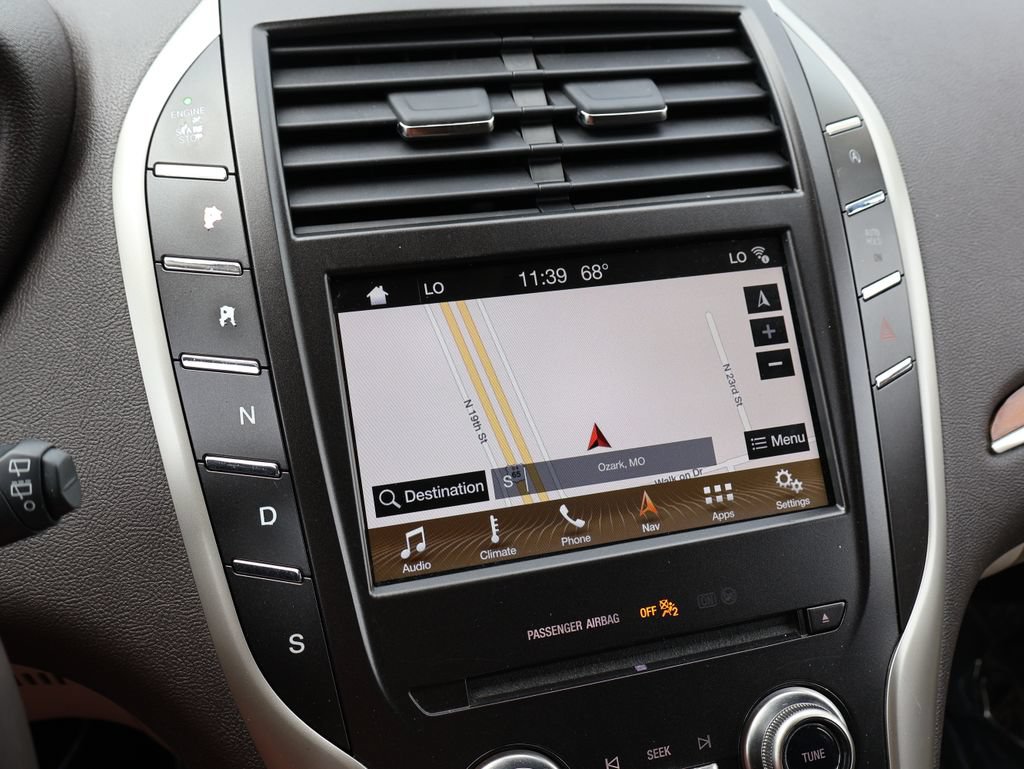 Used 2019 Lincoln MKC Select w/ Select Plus Package FWD image 32