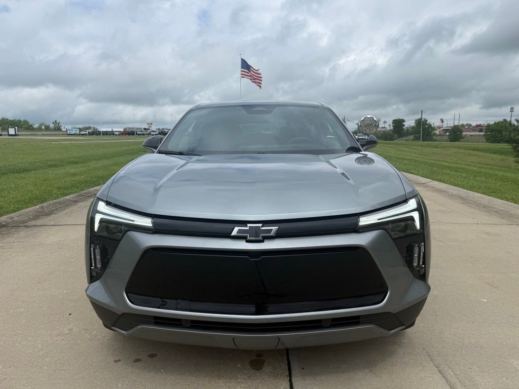 Used 2024 Chevrolet Blazer EV AWD Police image 10