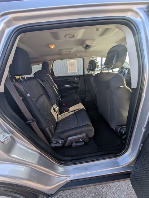 Used 2015 Dodge Journey SE image 37