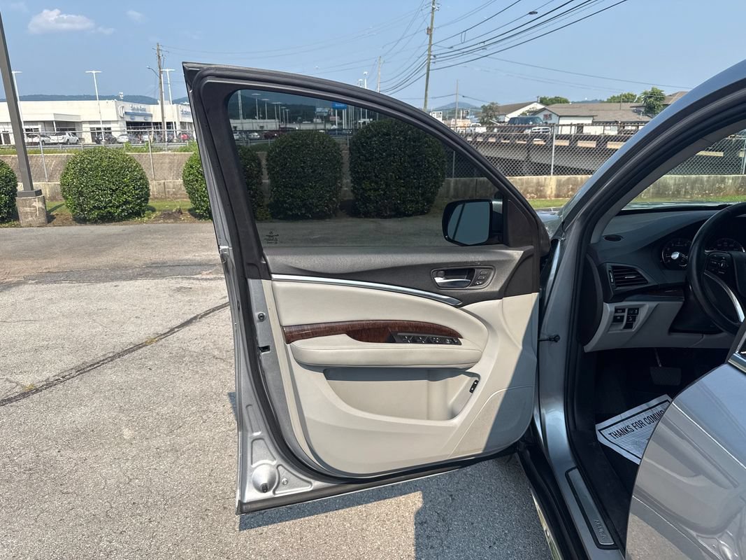 Used 2020 Acura MDX SH-AWD image 9