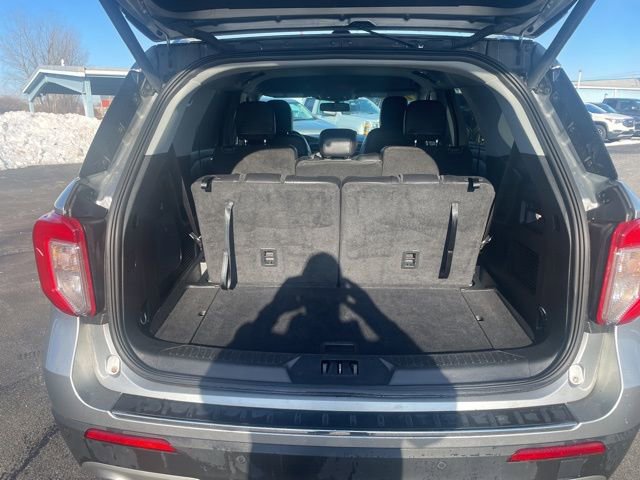 Used 2023 Ford Explorer Limited image 22