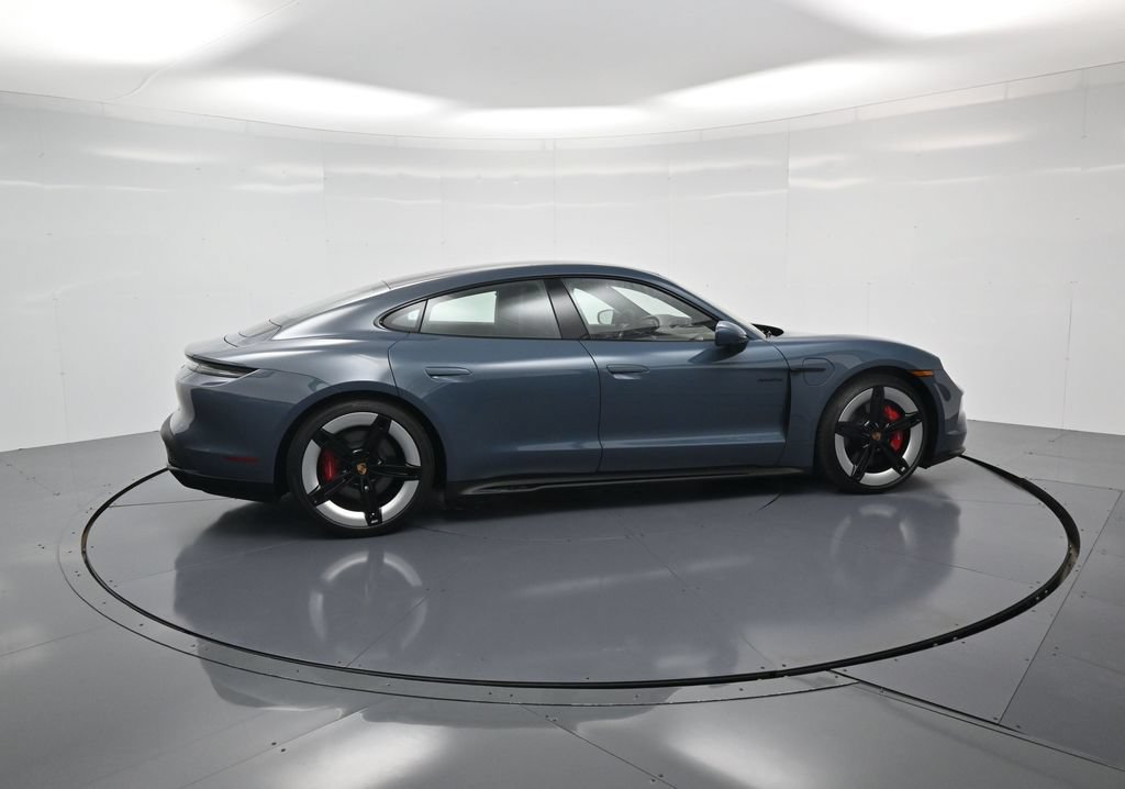 New 2026 Porsche Taycan GTS AWD/4WD image 31
