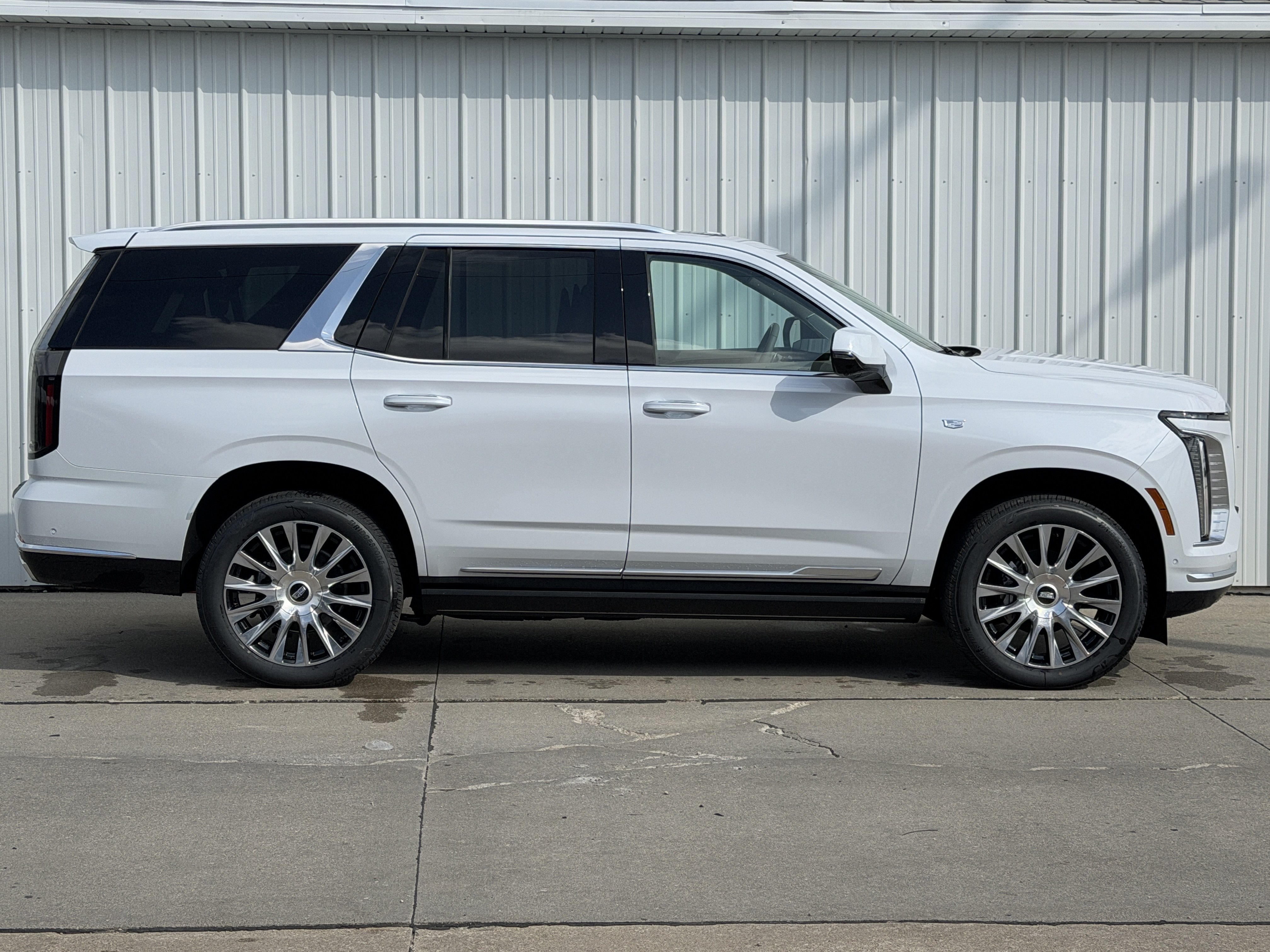 New 2026 Cadillac Escalade Platinum Luxury AWD/4WD image 3