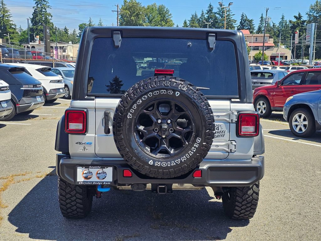 Used 2023 Jeep Wrangler Unlimited w/ Cold Weather Group AWD/4WD image 7