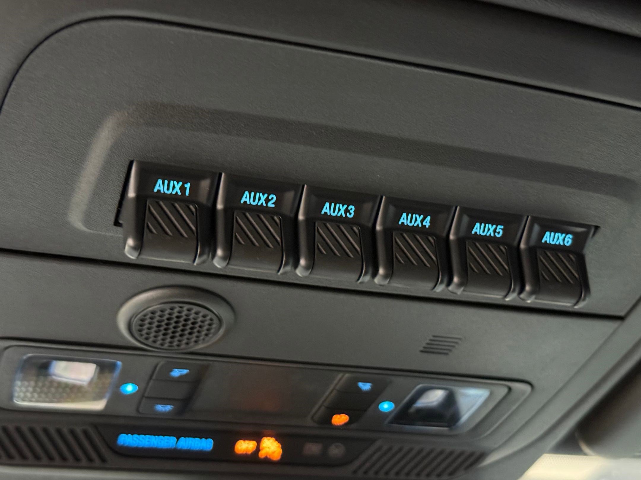 Used 2023 Ford Bronco Wildtrak image 38