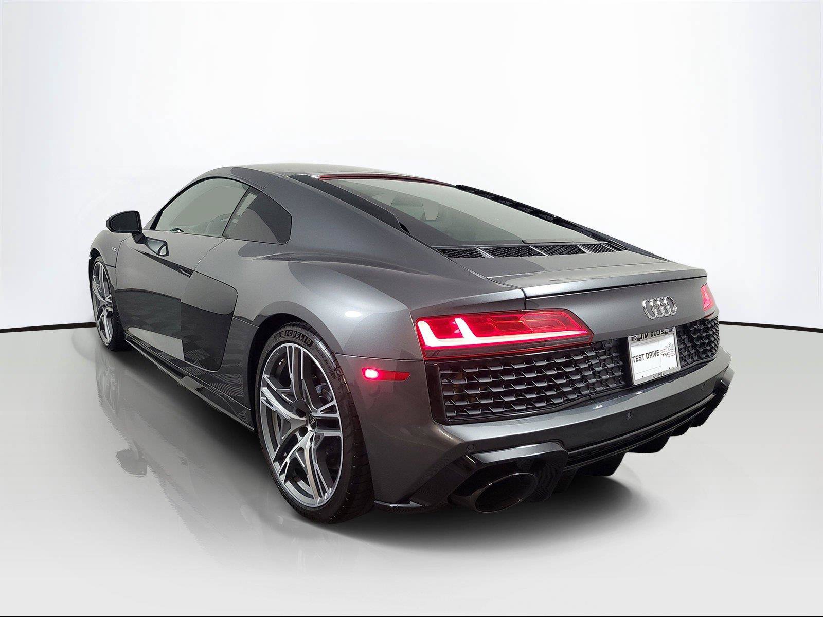 Used 2023 Audi R8 V10 performance RWD image 4