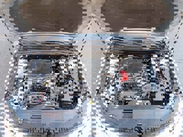 Used 2020 Toyota Camry LE image 10