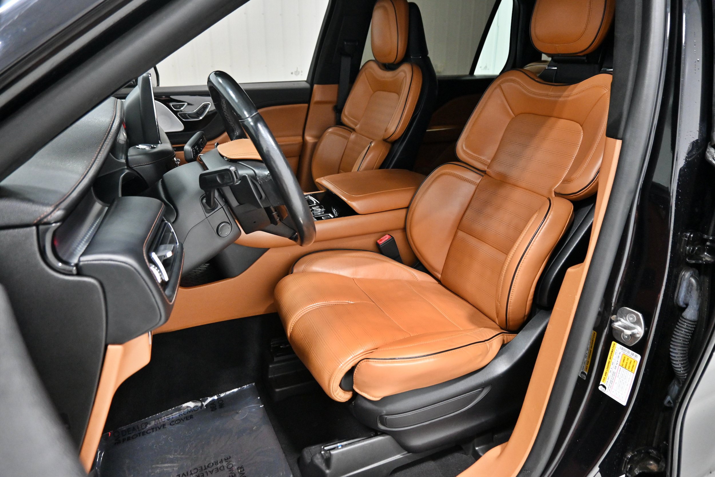 Used 2021 Lincoln Aviator Black Label AWD/4WD image 6