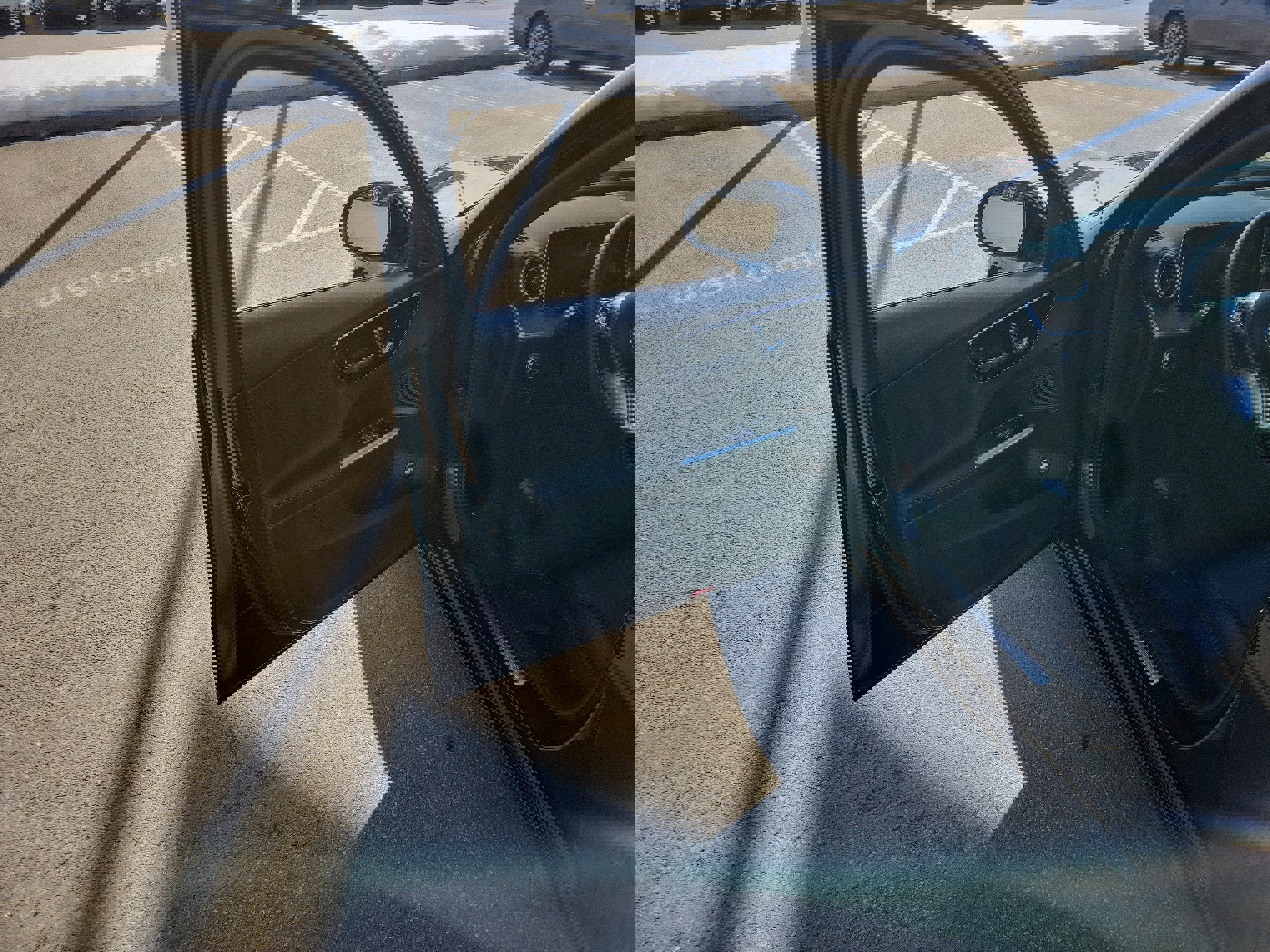 Used 2025 Mercedes-Benz C 300 4MATIC Sedan image 17