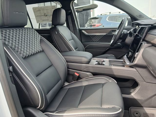 New 2026 GMC Acadia Denali w/ Super Cruise Package image 15