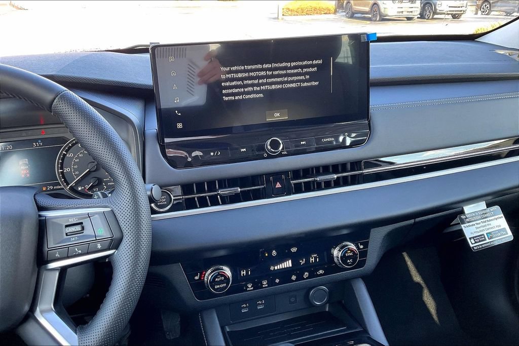 New 2026 Mitsubishi Outlander AWD image 7