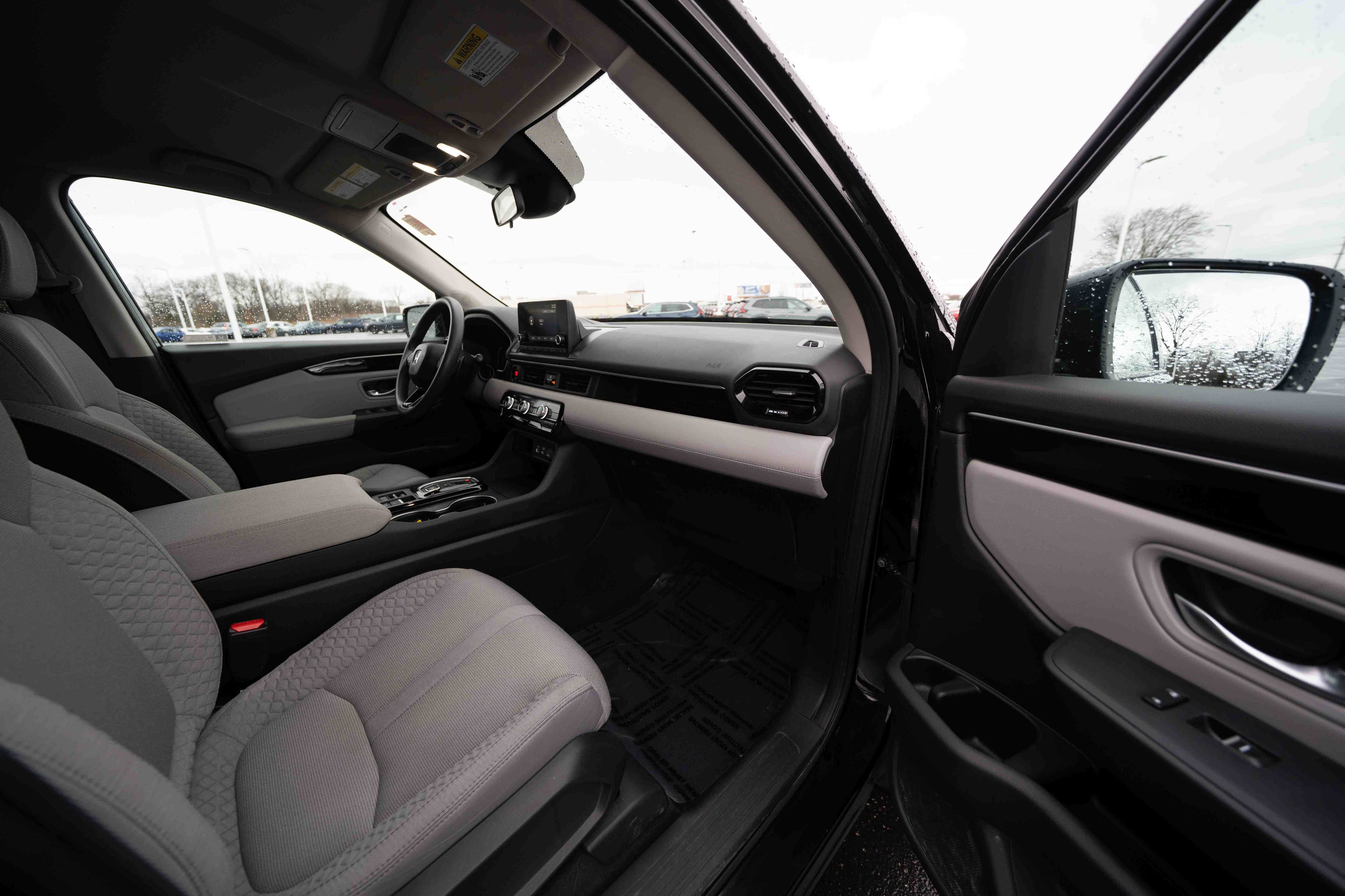 Certified 2023 Honda Pilot LX image 26