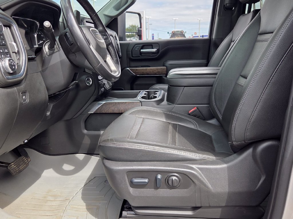 Certified 2023 GMC Sierra 2500 Denali w/ Denali Ultimate Package AWD/4WD image 5