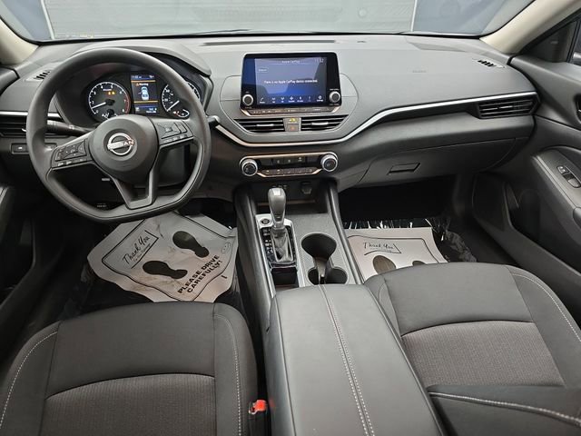 Used 2025 Nissan Altima 2.5 S image 21