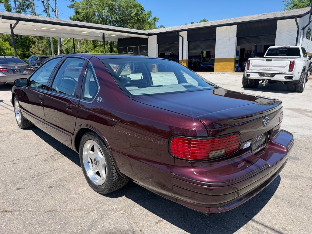 Used 1996 Chevrolet Impala SS image 2