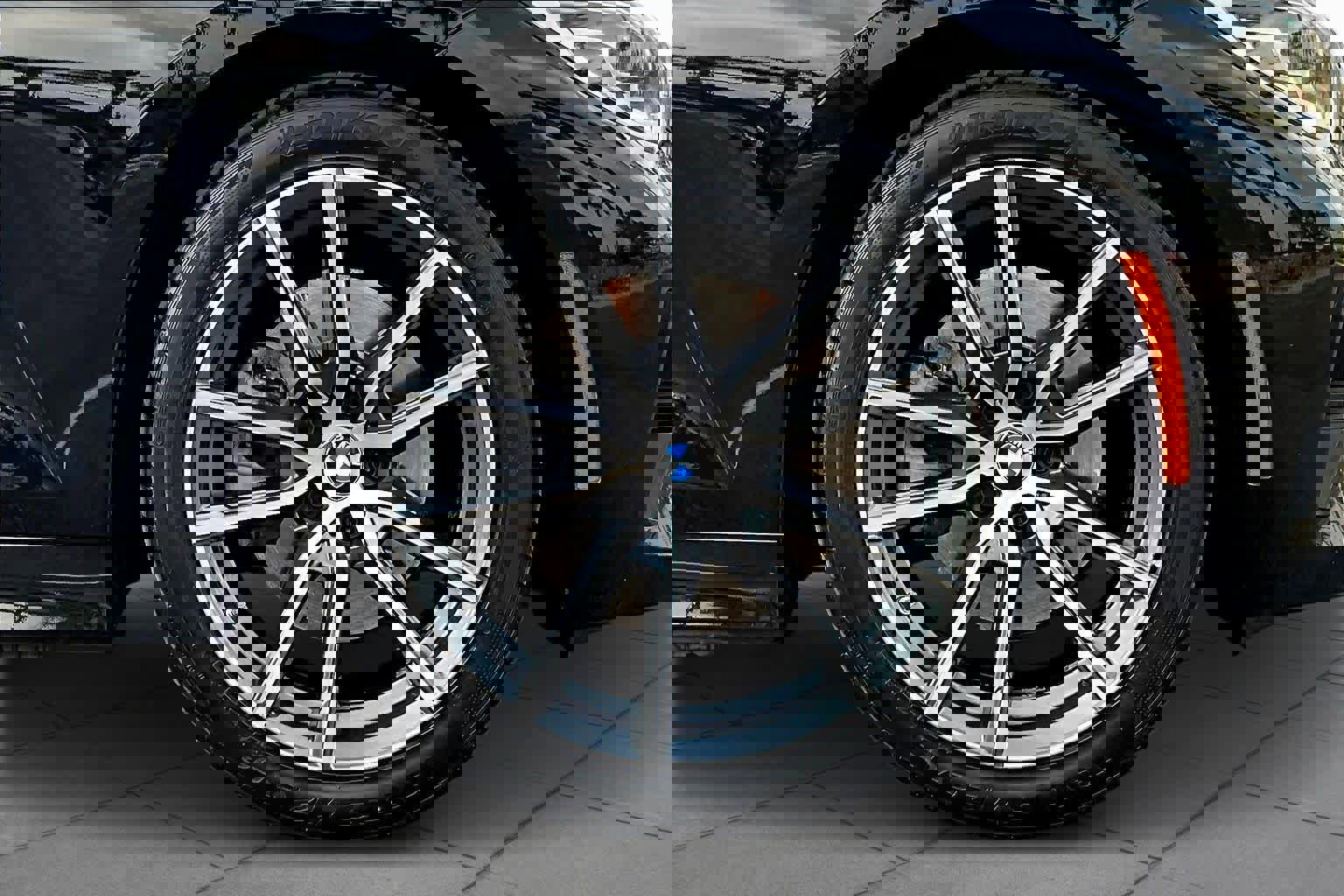 Used 2019 BMW 330i Sedan w/ Convenience Package image 10