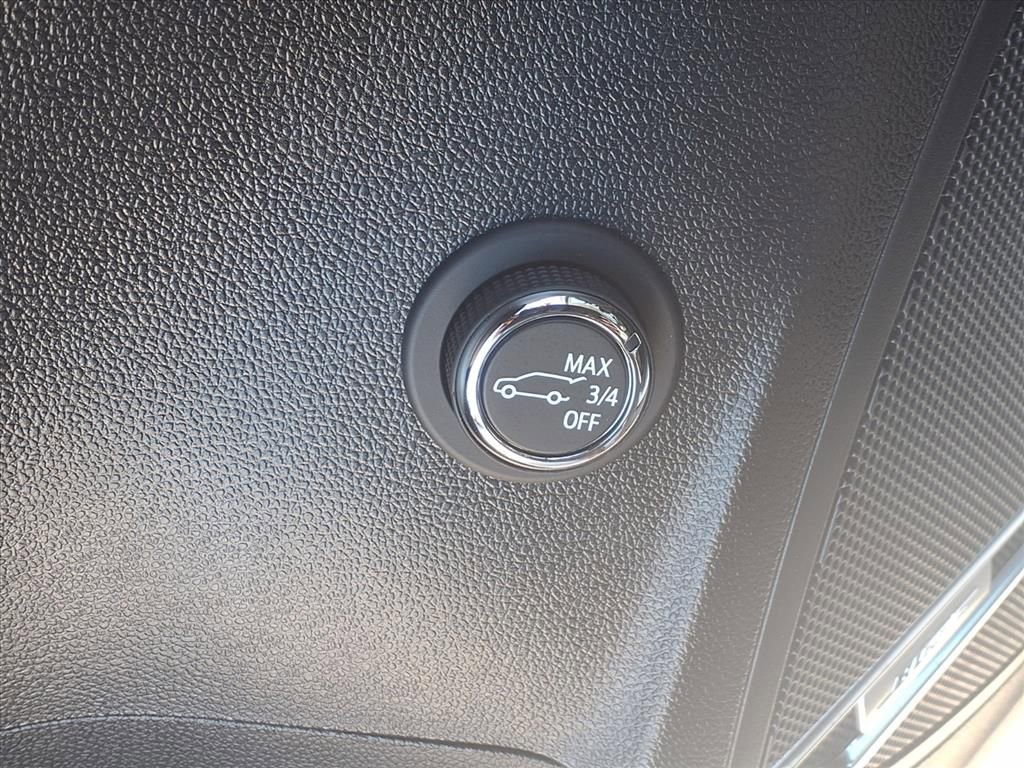 New 2026 Buick Envision Avenir image 9