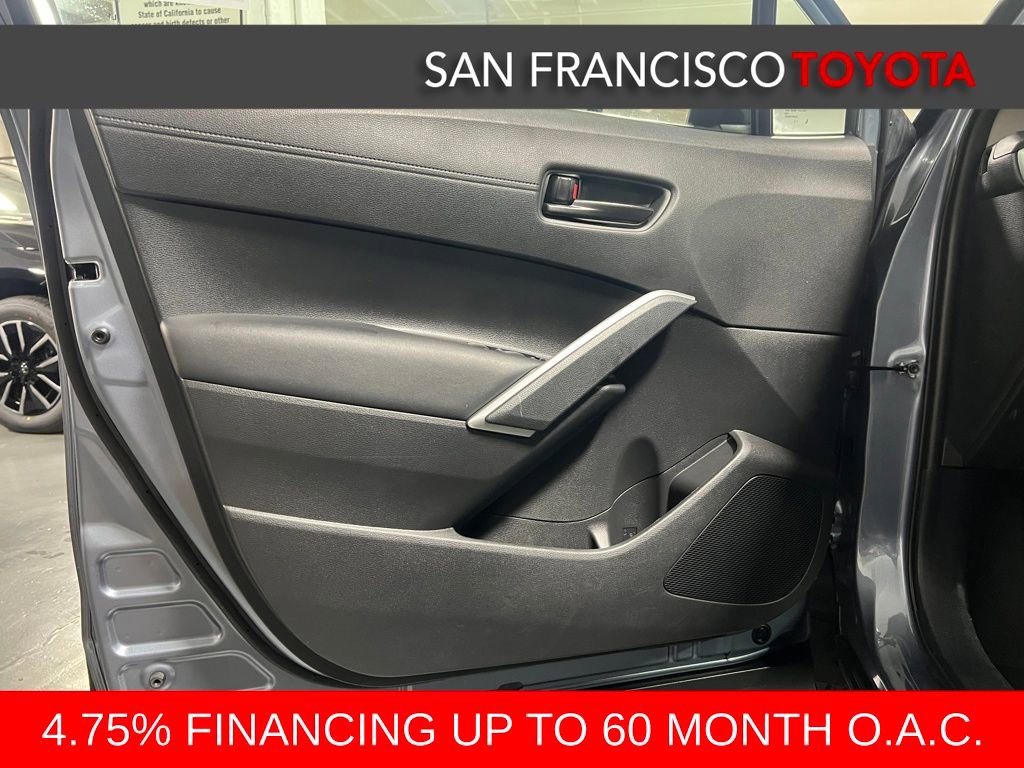 Certified 2023 Toyota Corolla Cross LE image 36