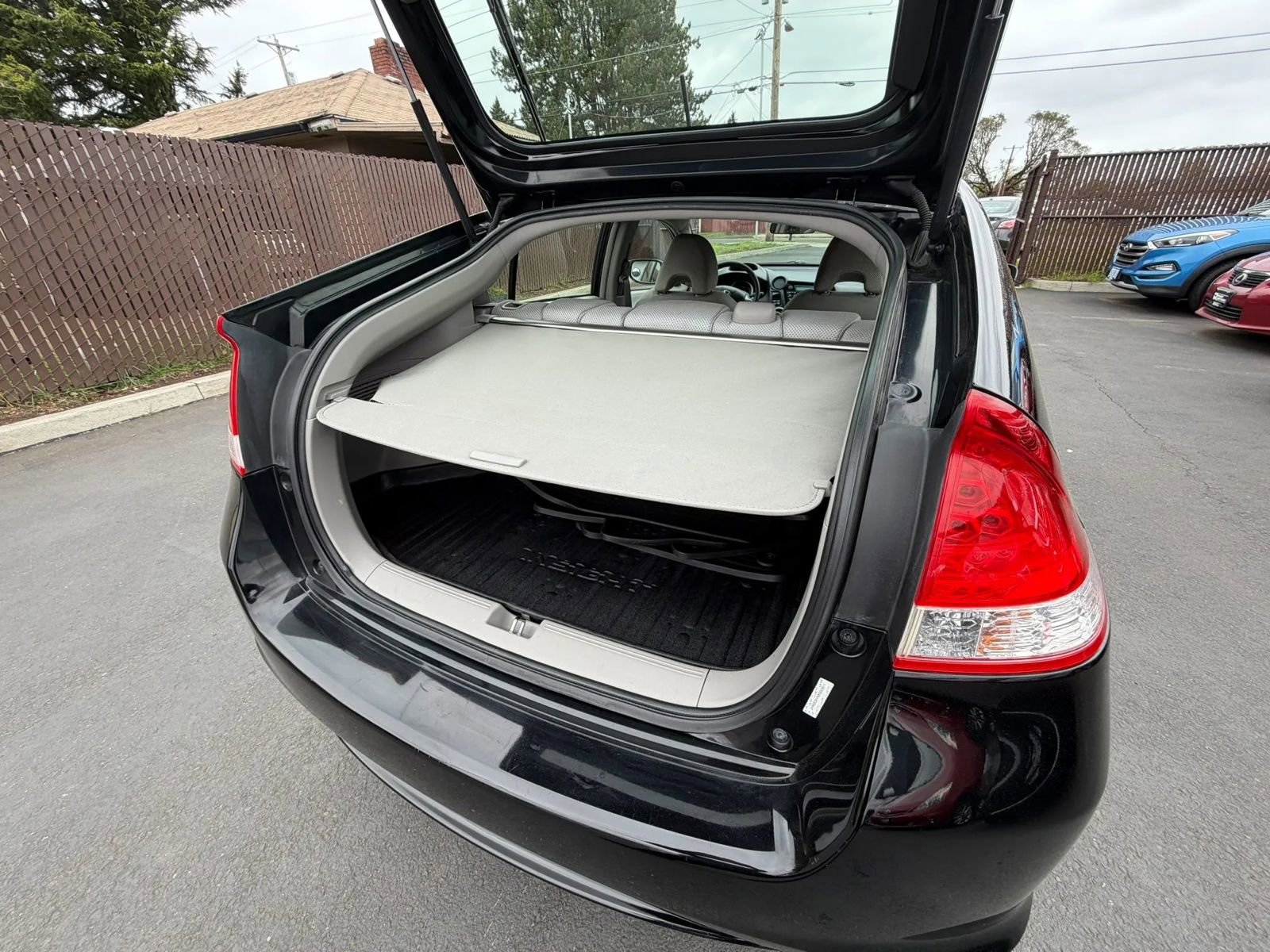 Used 2010 Honda Insight EX image 12