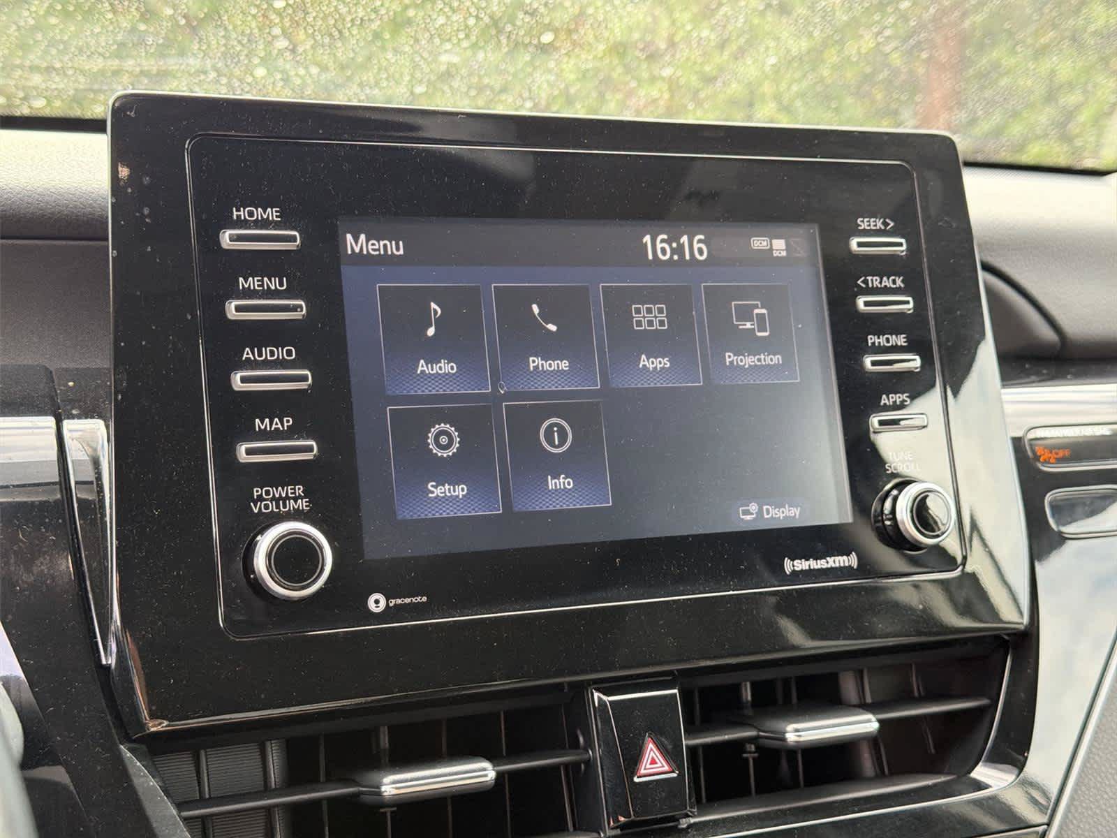 Used 2022 Toyota Camry SE w/ Convenience Package FWD image 37