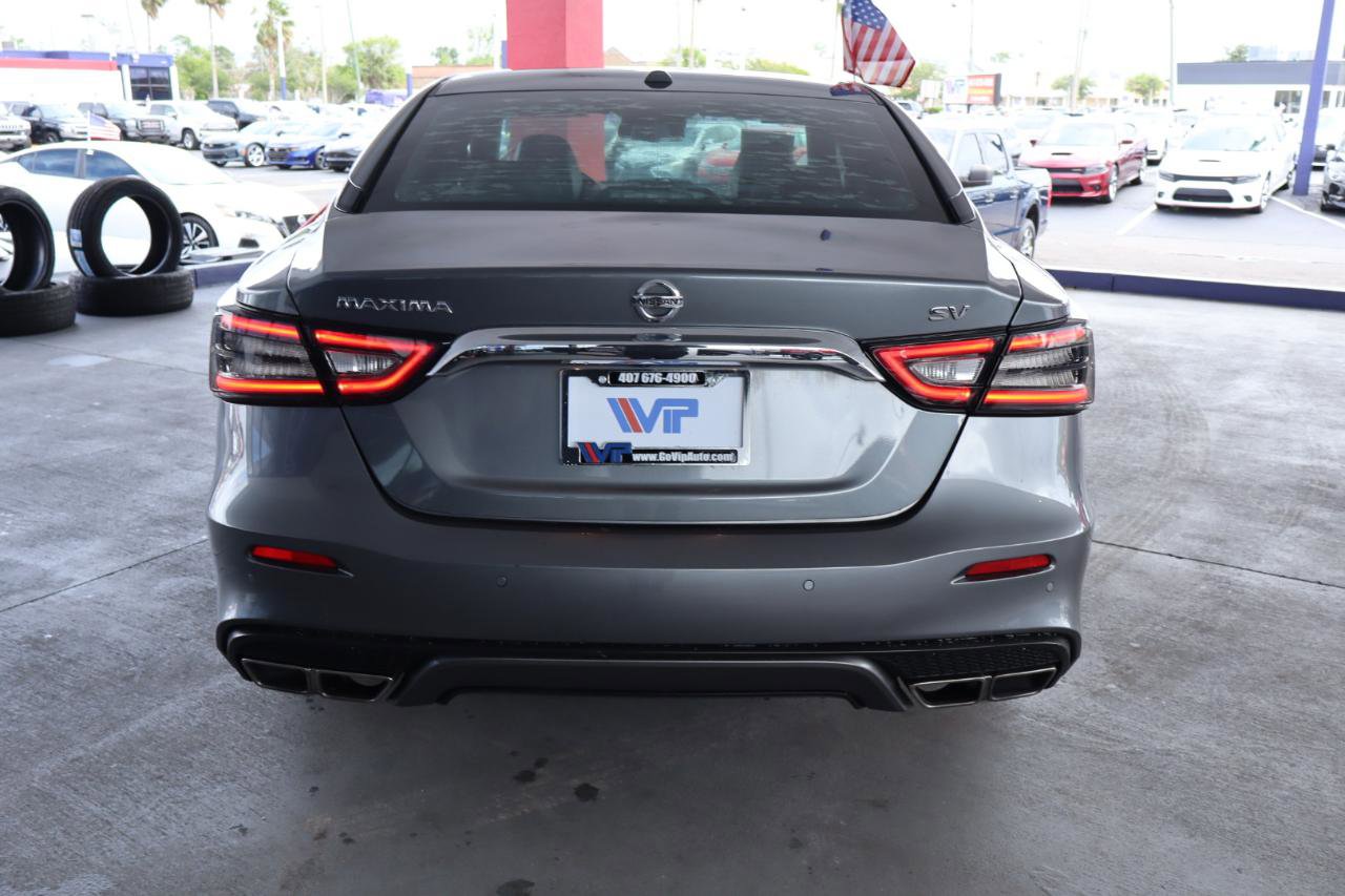Used 2020 Nissan Maxima 3.5 SV w/ Floor Mat Group FWD image 8