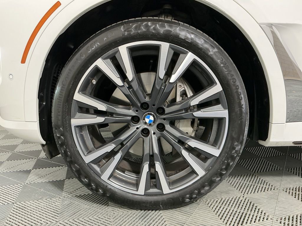 Certified 2024 BMW X7 xDrive40i AWD/4WD image 36