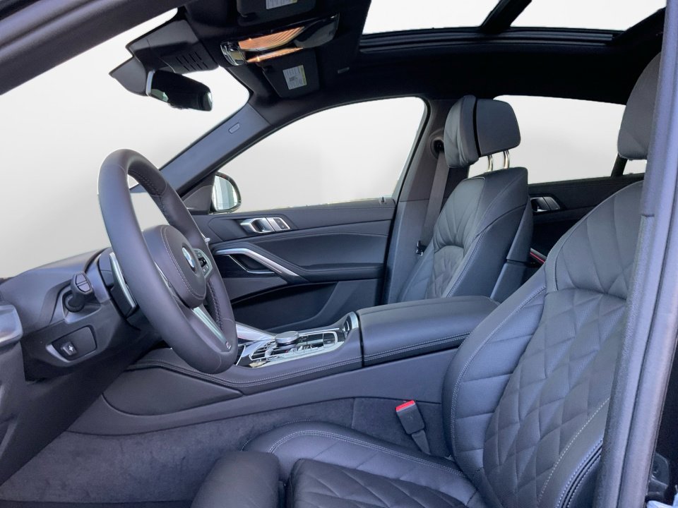 New 2026 BMW X6 xDrive40i image 9