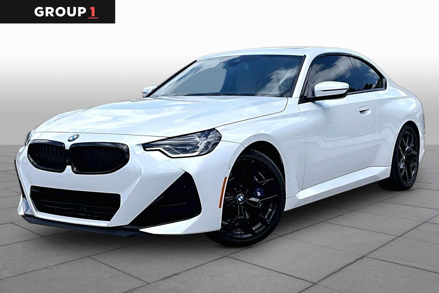 Used 2025 BMW 230i Coupe w/ M Sport Package RWD video 1